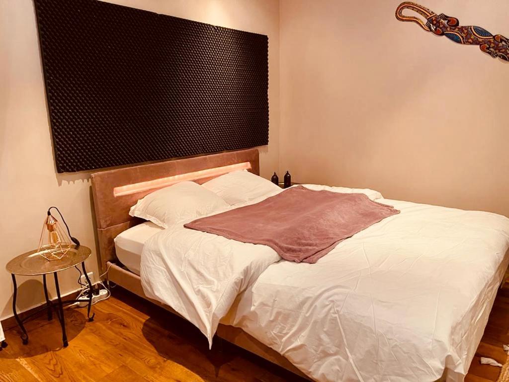 Jacuzzi Love Room Париж Экстерьер фото